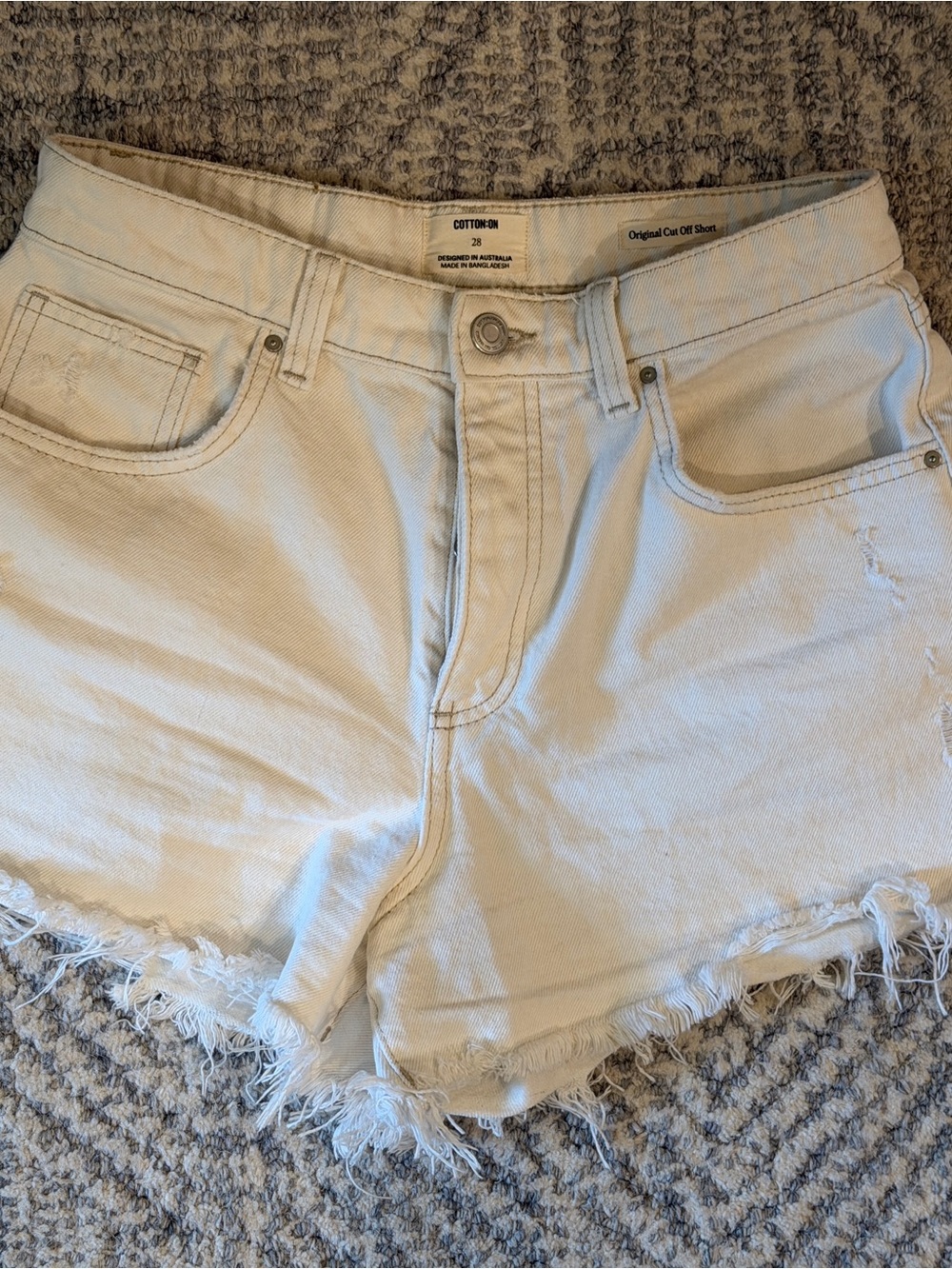 Cotton On White Frayed Cut-Off Denim Shorts